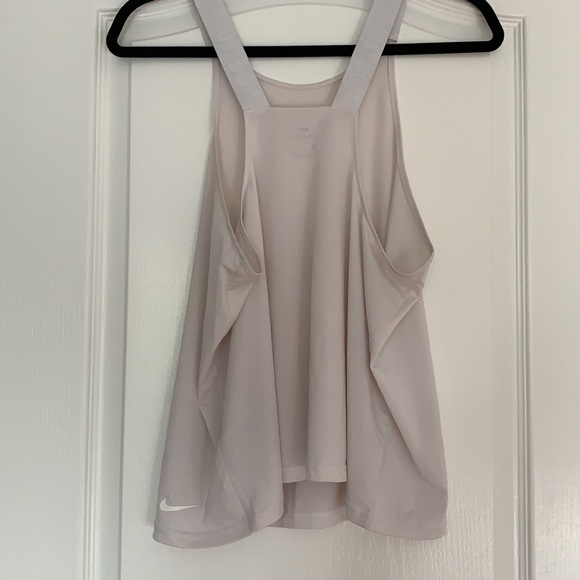 Nike Tank - Picture 2 of 7